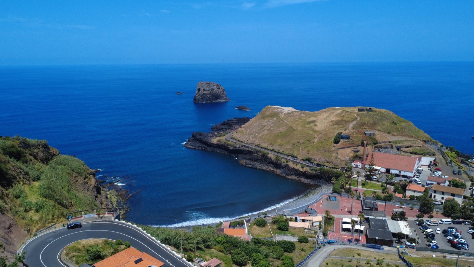 Baía e ilhéu de Porto da Cruz