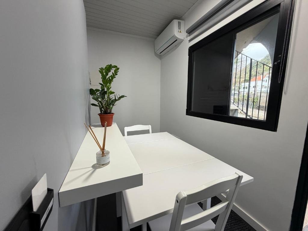 Twin Studio — zona de refeições